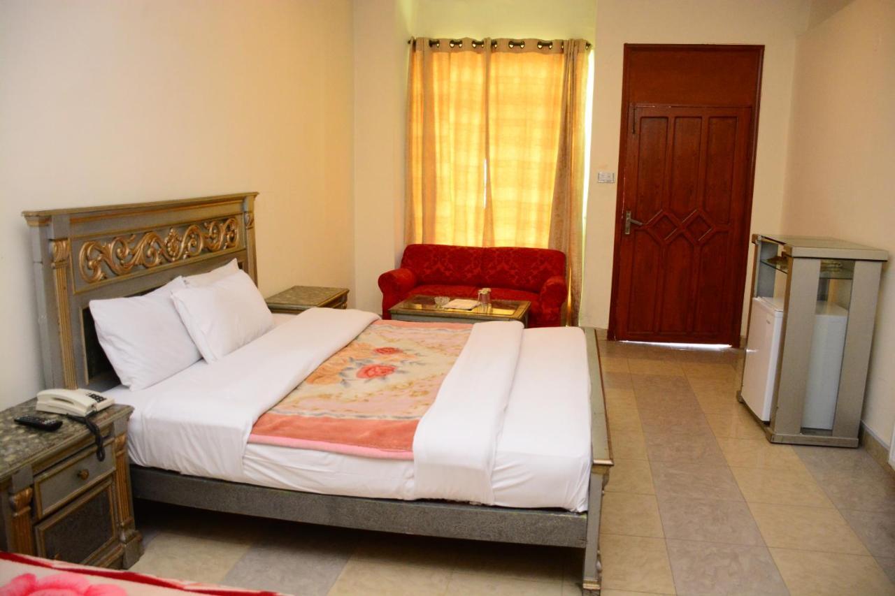 Move-N-Pick Murree Extérieur photo