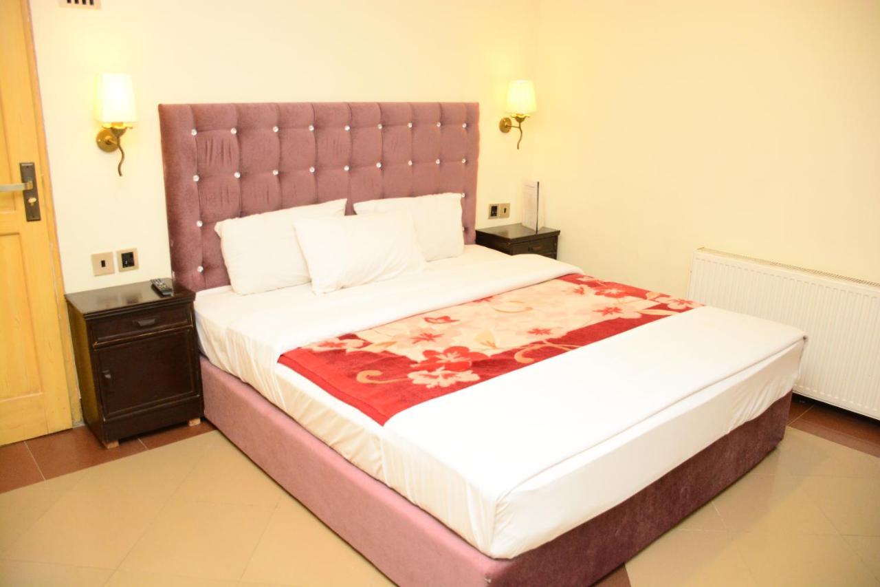 Move-N-Pick Murree Extérieur photo